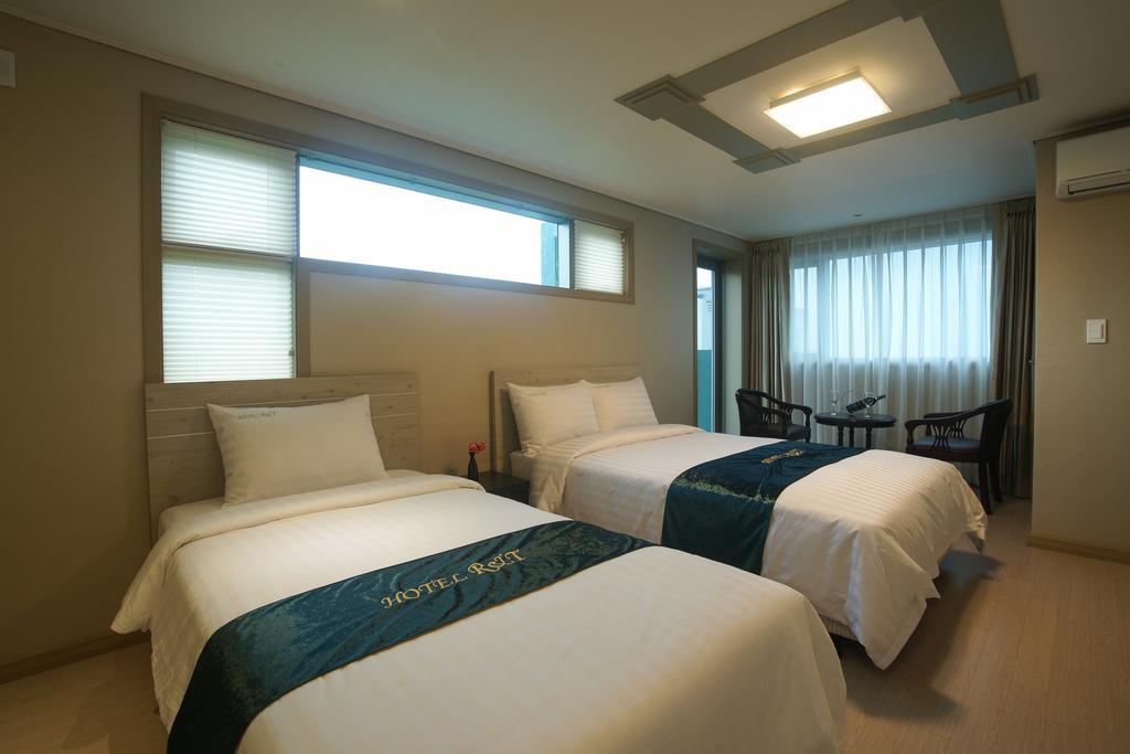 R&T Hotel Čedžu Pokoj fotografie